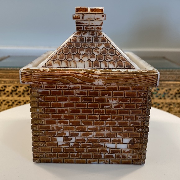 Antique Westmoreland Specialty Co. Milk Glass Schoolhouse Mustard Pot/Money Bank - Picture 4 of 17